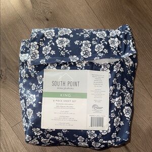 South Point King Sheet Set - Navy Floral 5 piece sheet set